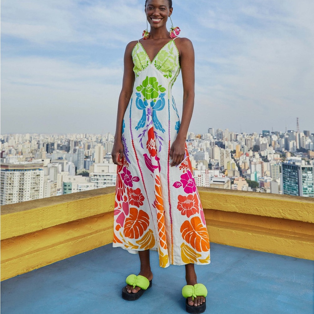 Farm Rio Tropic Rainbow Dress in XS! 🩷